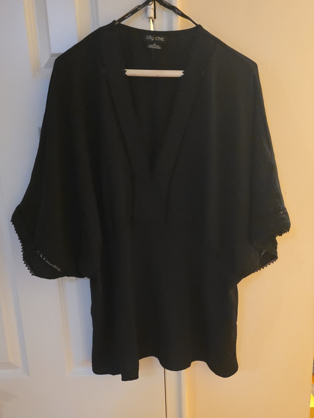 City Chic Black V-Neck Tunic with Kimono Sleeves